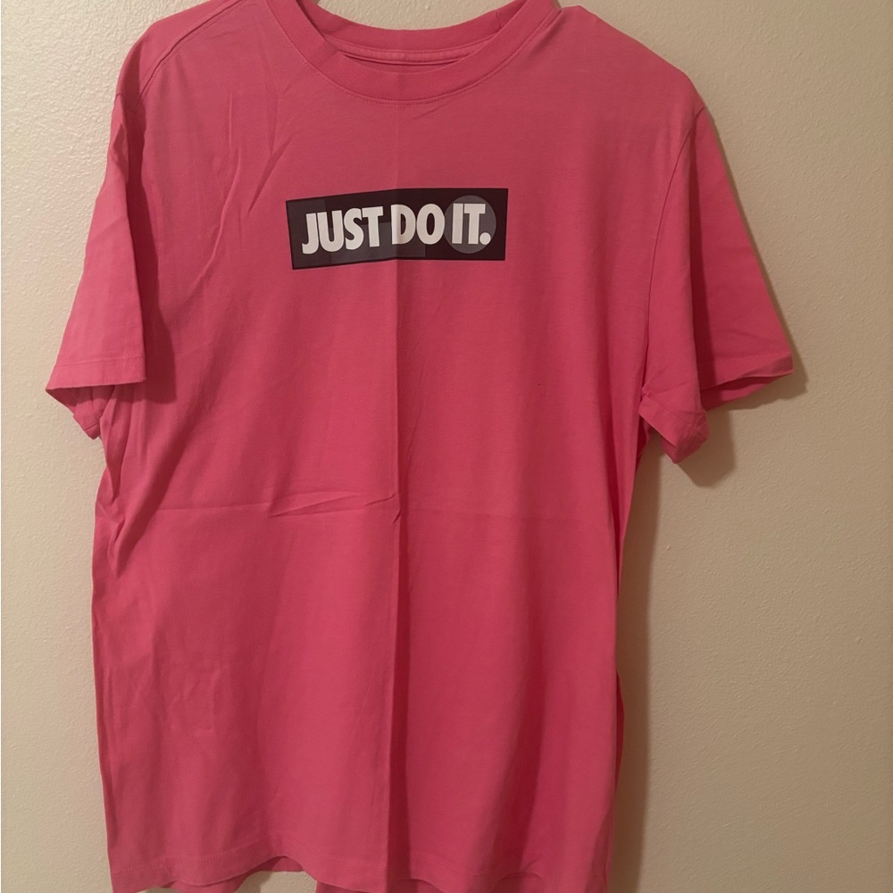Nike Kids Tee in Bold Pink with 'Just Do It' Graphic